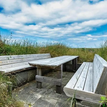 Ve171-vejers-strand-magevej-8-8 *